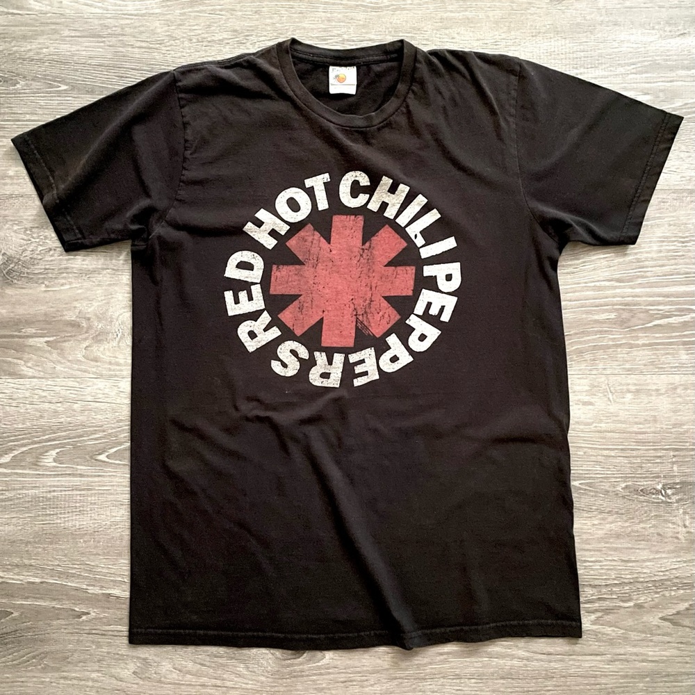 Vintage Red Hot Chili Peppers Band Shirt